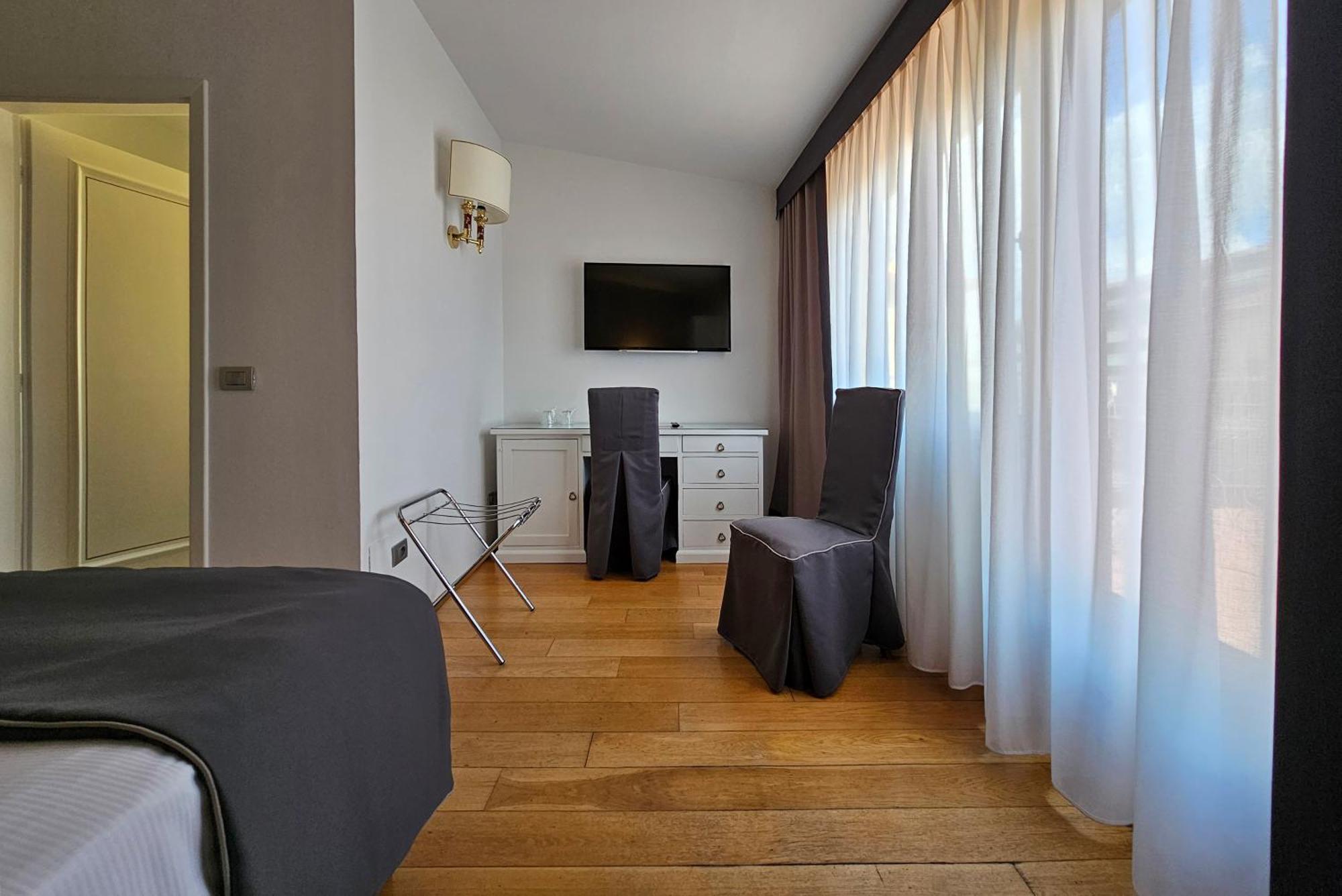 Hotel Atlantic Palace Флоренция Екстериор снимка