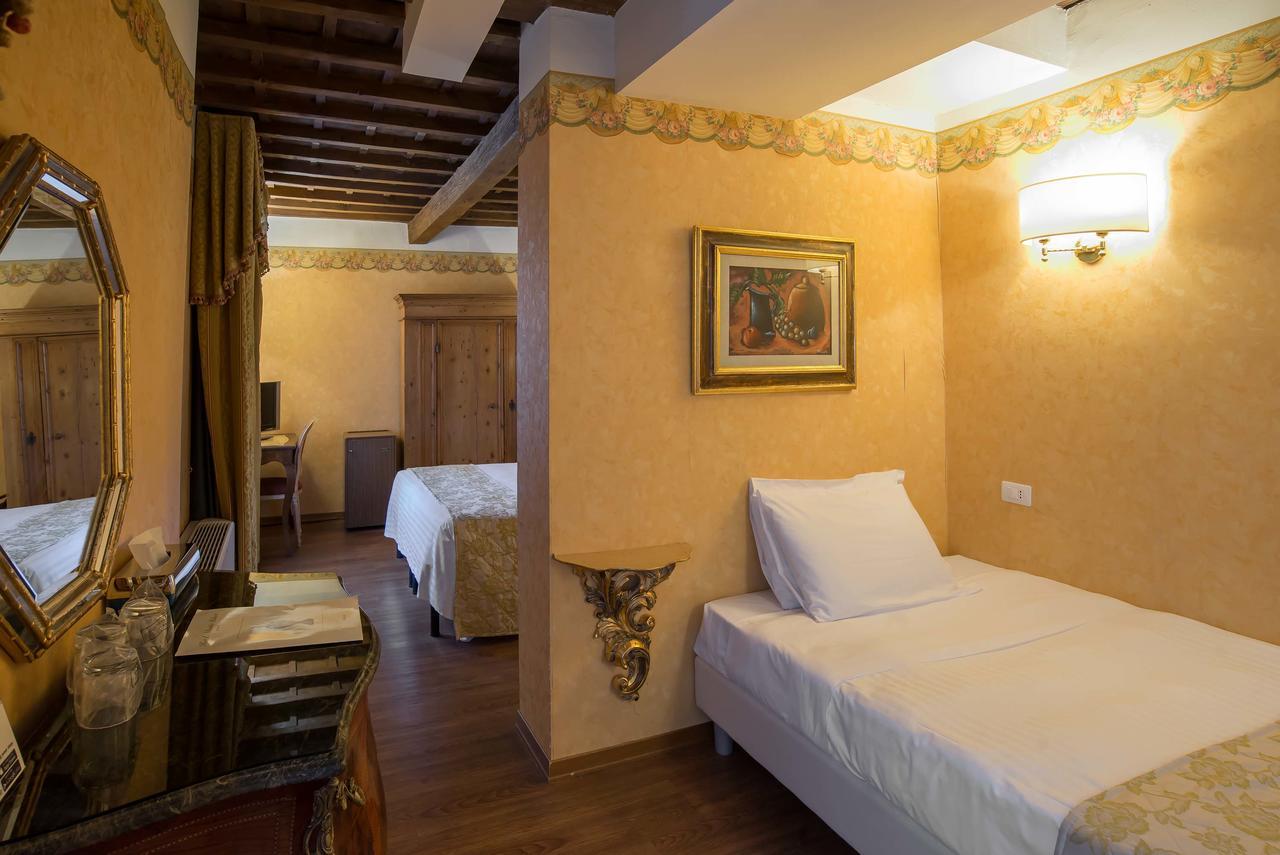 Hotel Atlantic Palace Флоренция Екстериор снимка